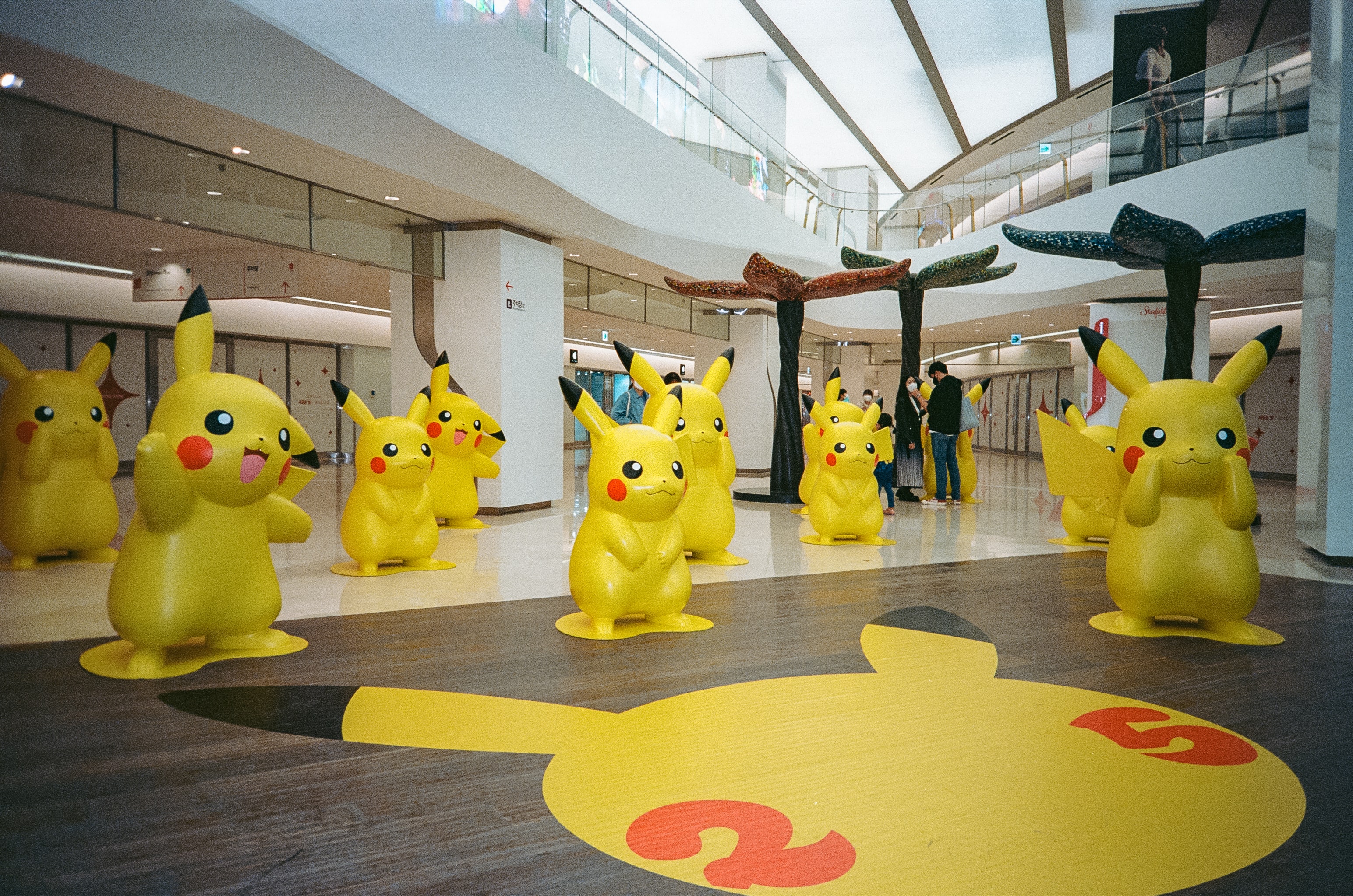 Lots of Pikachu's